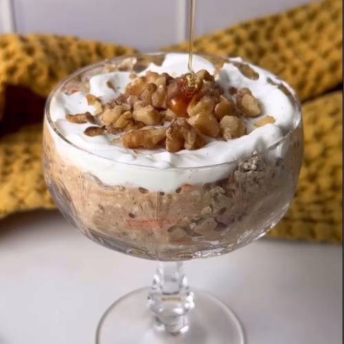 Carrot Cake Overnight Oats 