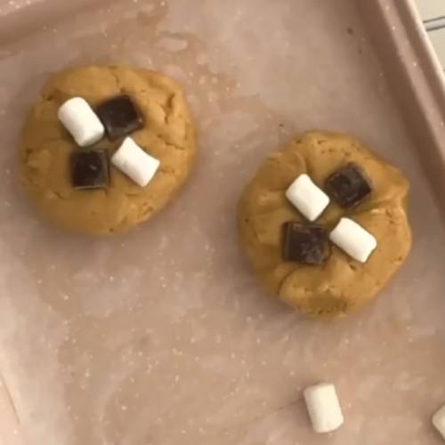 Gooey Peanut Butter S’more Cookies (Easy Jumbo Stuffed Cookie Recipe)