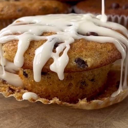 Salted Caramel Chocolate Muffins: A Sweet and Gooey Treat!